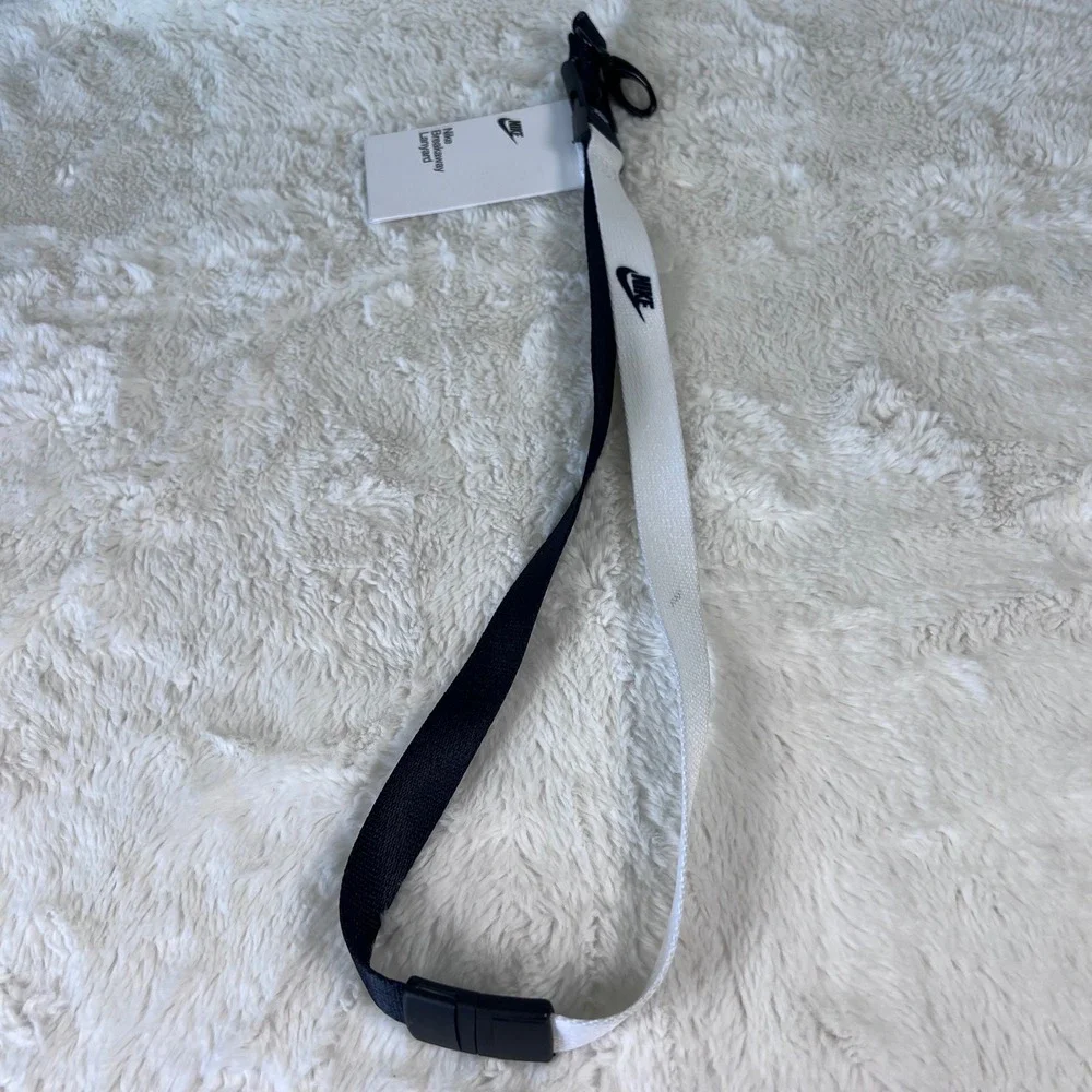 Nike‎ Breakaway Lanyard Black White Two Tone N.100.4565.010.NS New
